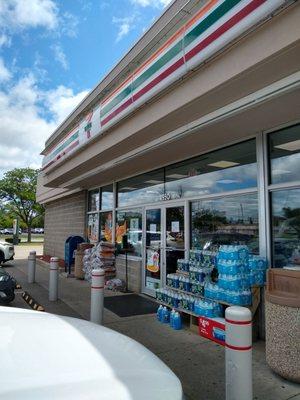 7-Eleven