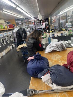 Montague Cleaners Laundry