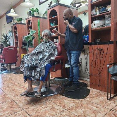 Magic Touch Barber Shop
