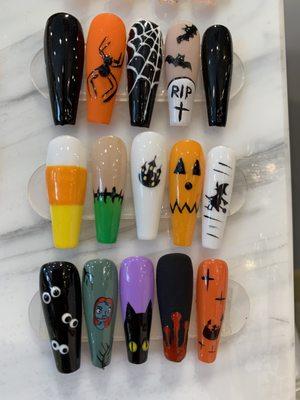 Famous Nails