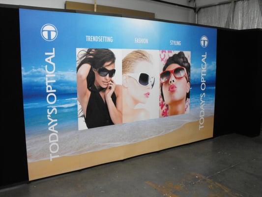 Straight Frame Pop Up