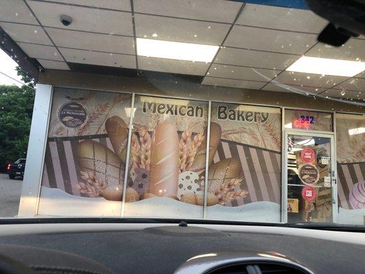 Panaderia La Mexicana