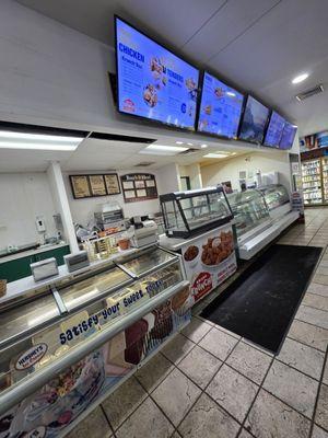 Country Fixin's "Deli"