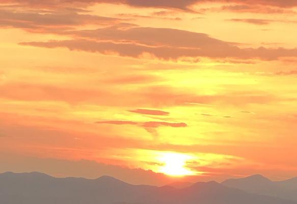 Glorious Mayherm Cleaning