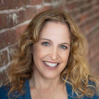 Julie McCoy - LPT Realty