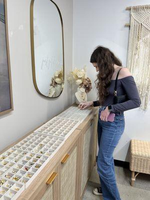 Parker J Permanent Jewelry & Charm Bar