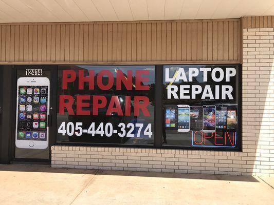 Front view of Dash Cell Phone Repair.. Cellular Repair, Laptop Repair, iPhone Repair