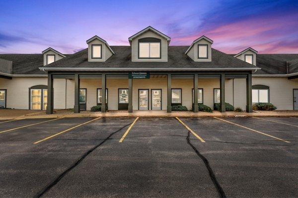 Lexi Tullberg- Nima Realty Group