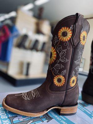 Quintana Western Wear