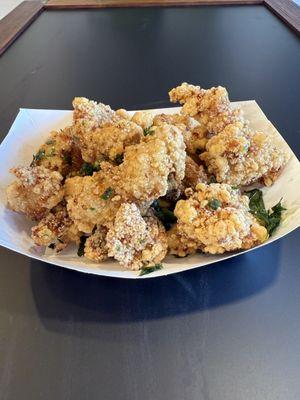 Special food - crispy skin and rich taste, perfect combination of chicken and fried