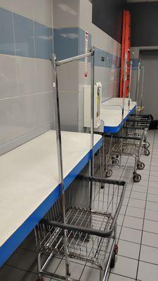 Superwash Coin Laundry