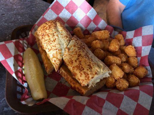 Oasis Lounge Eatery and Casino