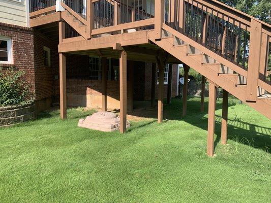 T Black Custom Hardscapes