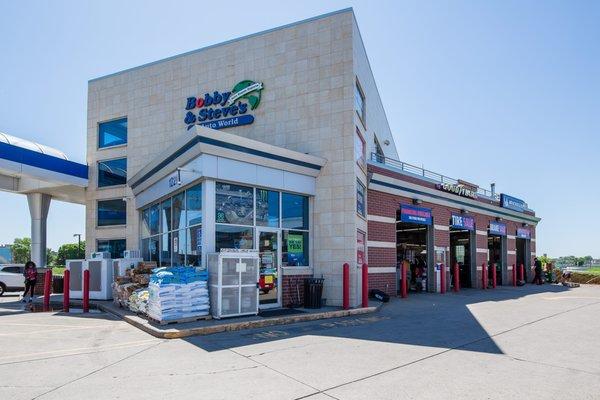 Bobby & Steve's Auto World