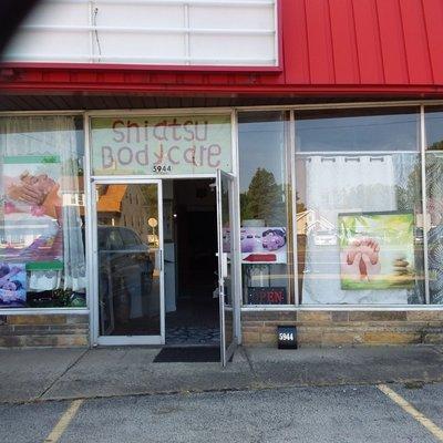 Shiatsu body care store front