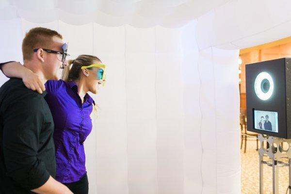 Twylight Photo Booths & Karaoke