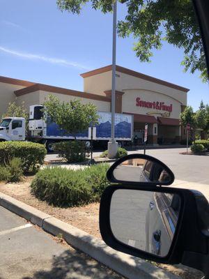 Smart & Final Extra!