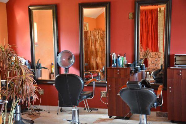 Ayom Day Spa and Salon