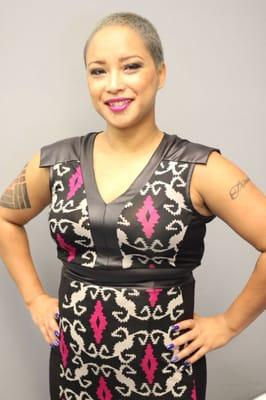 Brazilian Blowout Specialist! Offering 5 color foils for $25