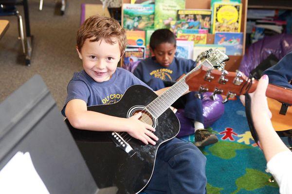 Holy Cross Elementary School