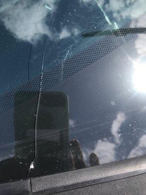 Pass side windshield crack