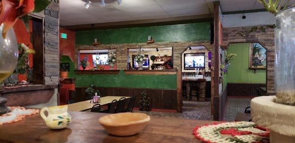 Plenty of space for large groups and families!