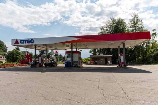 Exterior photo of gas station and convenience store.