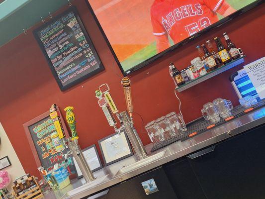 Jersey's Haircuts & Brews