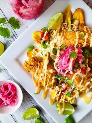 Delicious Pollos con Tajadas.