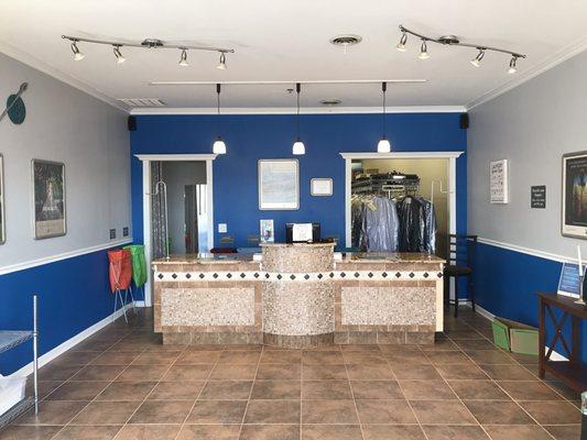 Town & Country Dry Cleaners