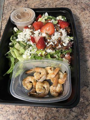 This is a great food service, unfortunately they only deliver. Loved this salad except for tails on shrimp.