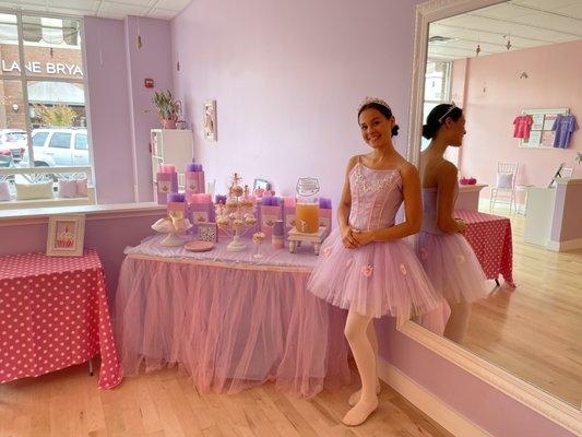 Tutu School Green Hills