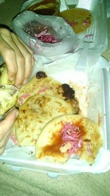 I dream of pupusas