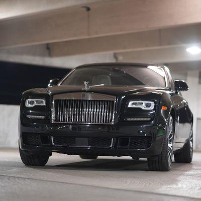 I Sit Luxury Rentals & Transportation