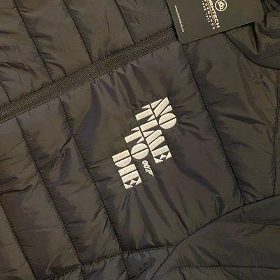 Embroidery on puffy jackets