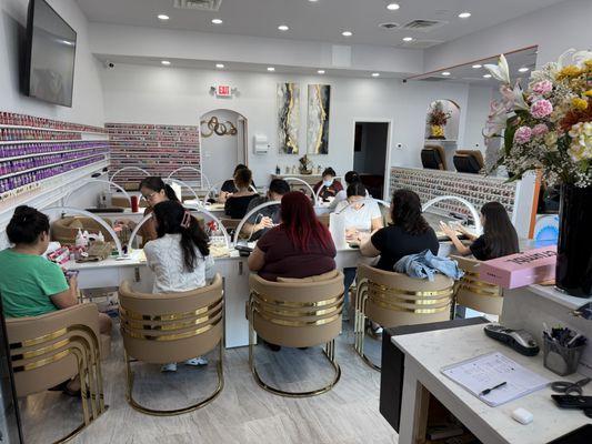Zesty Nail Bar