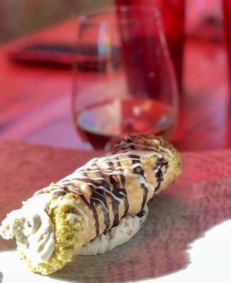 Cannoli- so good!
