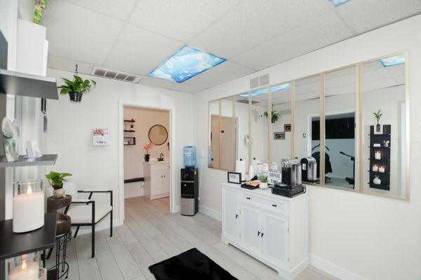 Evelyn Aesthetics Beauty Lounge