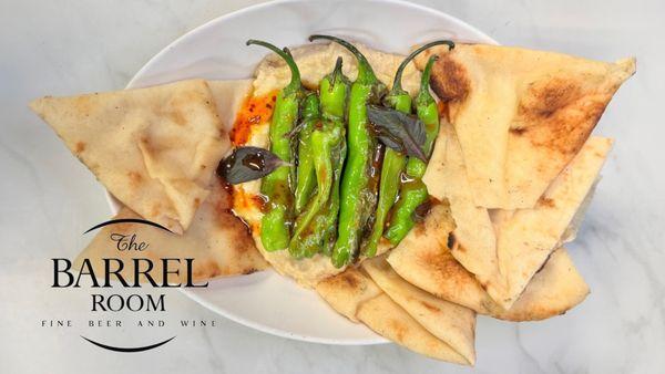 Hummus with Pita bread and Peppers