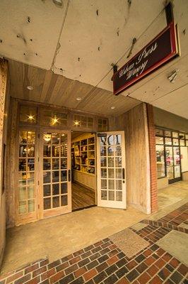 Urban Press Winery & Restaurant