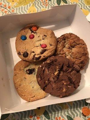 Dee's Delicious Cookies