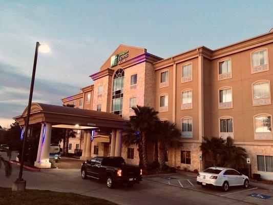Holiday Inn Express & Suites Huntsville
