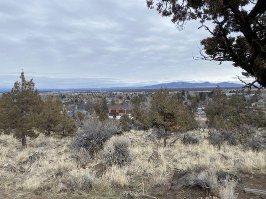 View of the city and mountains