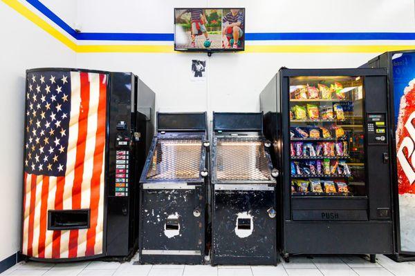 Spin Cycle Washateria