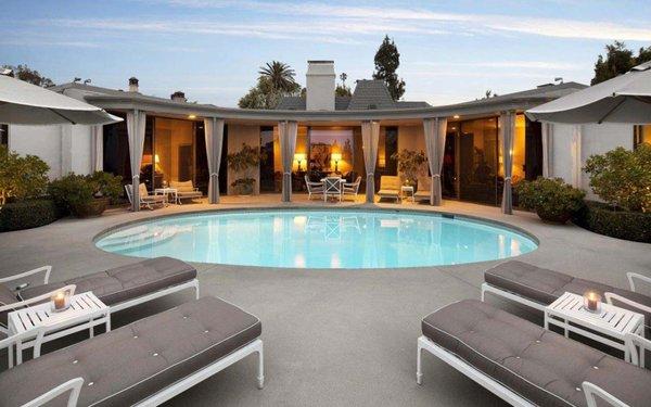 Mid-Century Residential Pool and Landscape Design