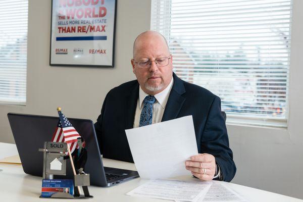 Dave Kelly - RE/MAX Solutions