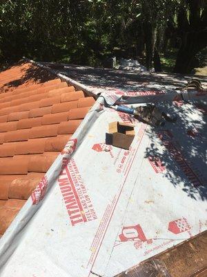Don Juan Roofing and Painting