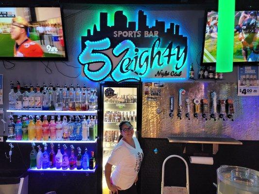 52eighty Sports Bar & Nightclub