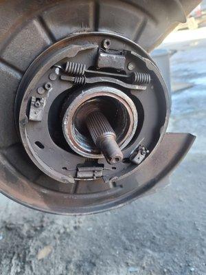 Tony Top Mechanic Shop