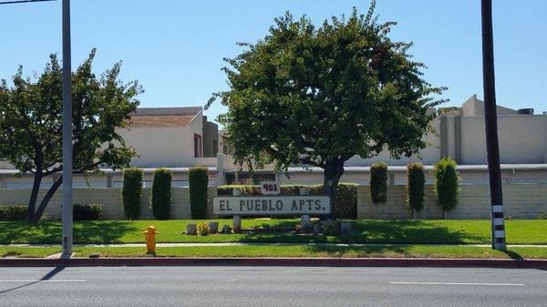 Welcome to El Pueblo Apartments